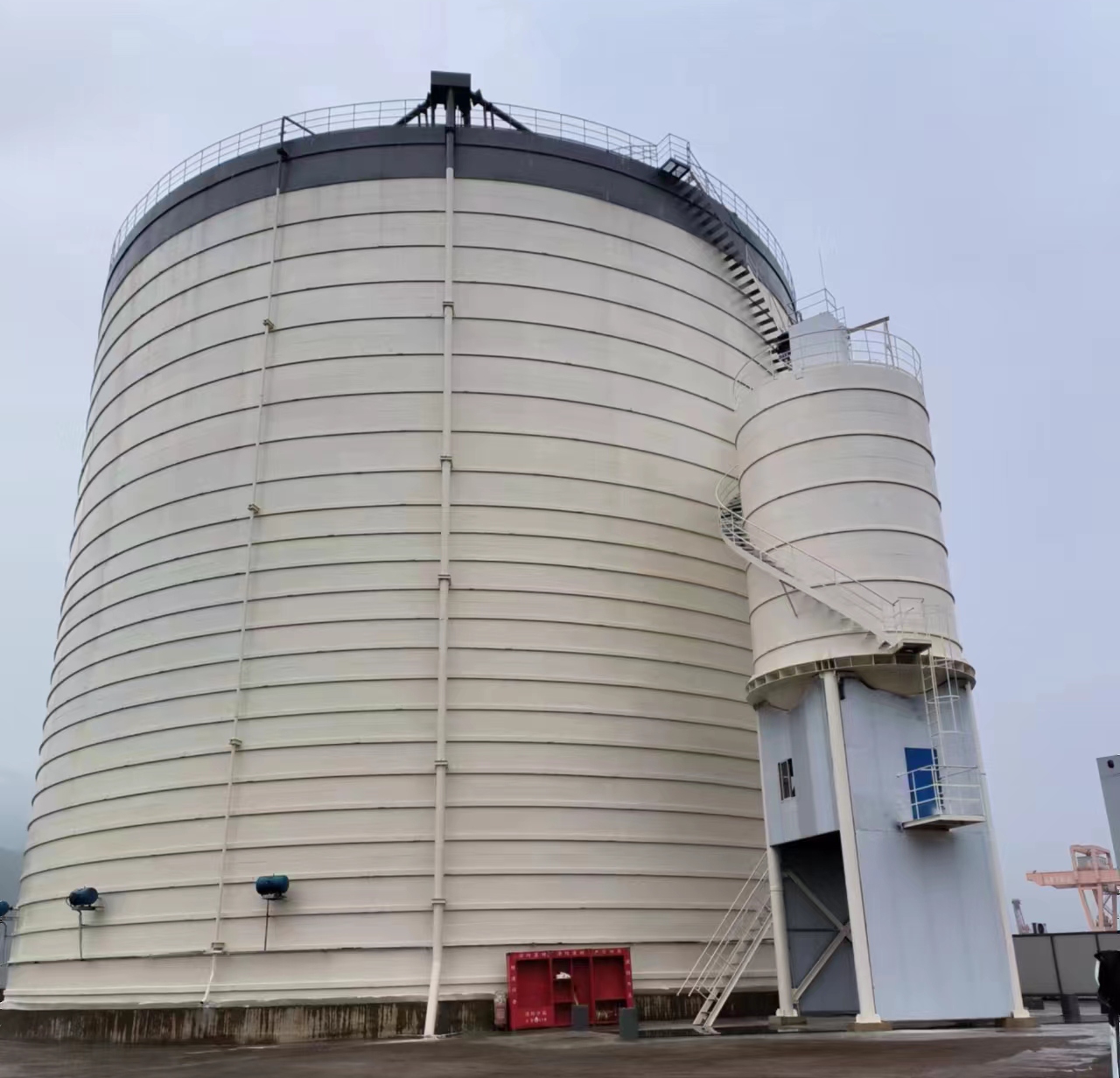 印江10万吨水泥钢板库